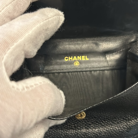 Chanel Black leather small compact bifold wallet - Picture 8 of 17